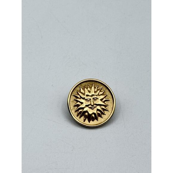 Vintage Ann Klein Sun Moon Celestial Matte Gold Tone Post Earrings 1” Diameter - Picture 2 of 6